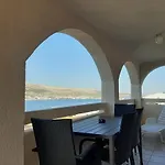 Appartement Keti Pag Town